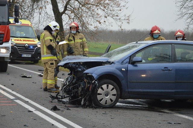 Wypadek koło Skierniewic. Ranni na drodze między Mokrą Lewą a Makowem