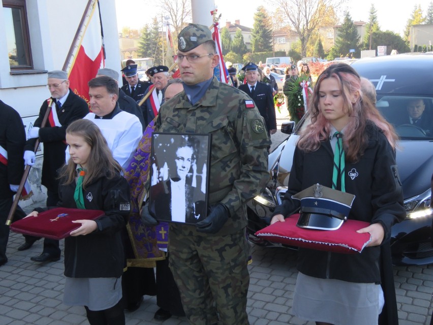 Uroczystości pogrzebowe śp. Mieczysława Zaręby, Żołnierza...