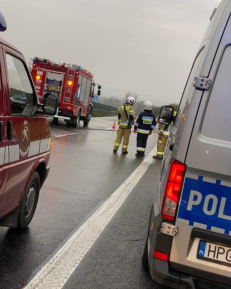 Wypadek na autostradzie A4 w okolicy Kryspinowa