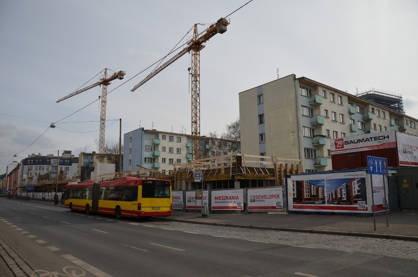 Wrocław: Zniknęły rudery ze szczurami. W miejscu Longinusa powstają nowe bloki (ZDJĘCIA)