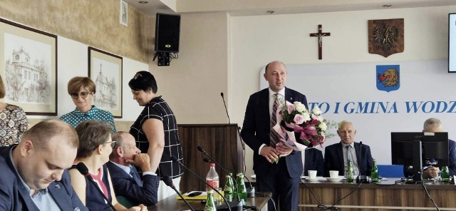 Burmistrz Wodzisławia Dominik Łukasik z wotum zaufania i absolutorium za 2022 rok.