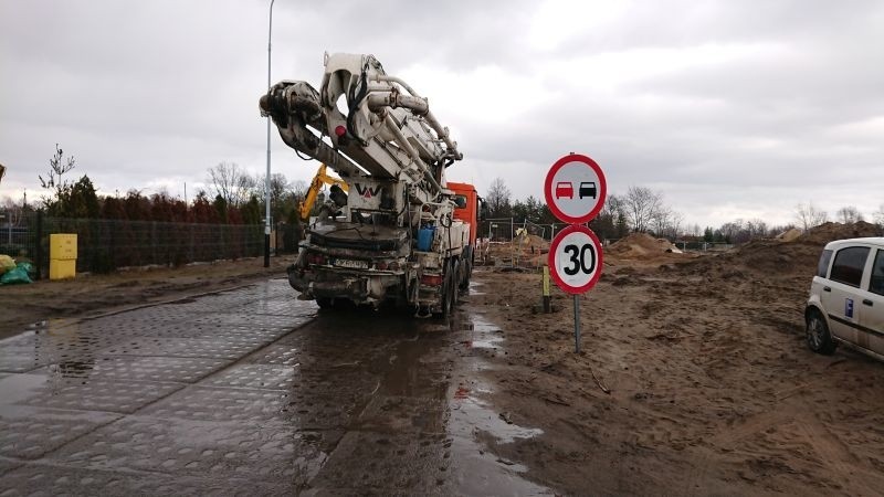 Utrudnienia na ul. Lublinek w związku z budową trasy S14 ZDJĘCIA