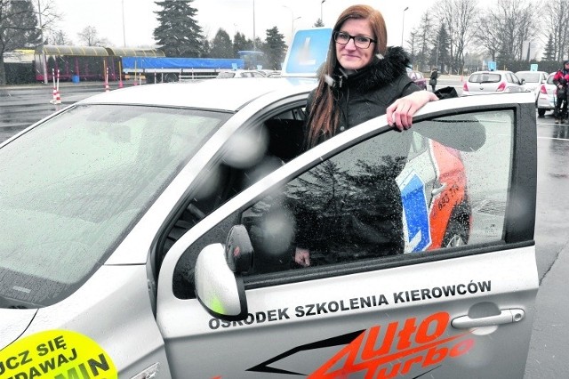 Katarzyna Florek z Jarosławia egzamin autem ośrodka szkolenia zdawała wczoraj: - Plac zaliczyłam, wyczucie samochodu się przydało. Ale w mieście popełniłam kilka błędów.