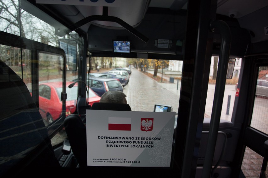 Pierwszy przejazd nowych autobusów PKS ulicami Słupska