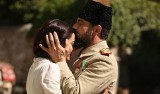 "Zraniona miłość" odcinek 29. Hilal i Mehmet są oskarżeni o wysadzenie hangaru [STRESZCZENIE, TVP]
