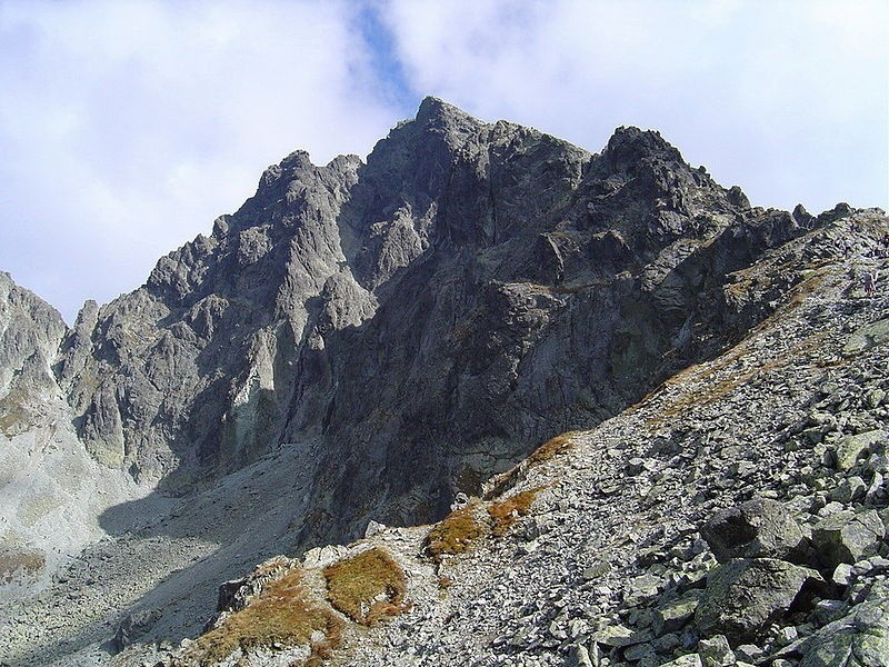 Mała Wysoka, szczyt w Tatrach na Słowacji. Z niego spadła...