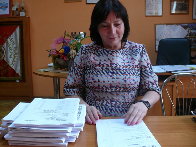 Dyrektor włoszczowskiego liceum ogólnokształcącego i polonistka Bożena Kaczor bardzo chwali próbną maturę z języka polskiego.  
