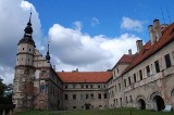 Nie widać końca bitwy o zamek w Głogówku