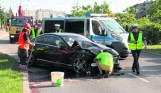 Tragiczny wypadek na Michałowie w Radomiu. Spowodował go kierowca mercedesa. Jechał około 163 km/h i uderzył w opla, zginęły dwie osoby