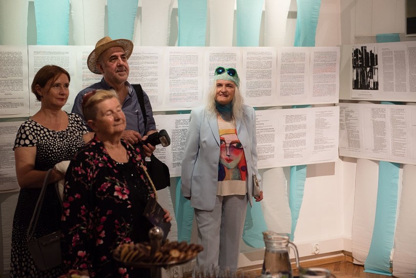 Wystawa jubileuszowa Wiesława Smużnego w 50-lecie pracy twórczej artysty w Domu Muz