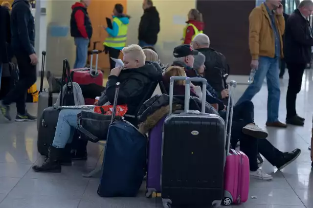 Trudny piątek na lotnisku w Gdańsku