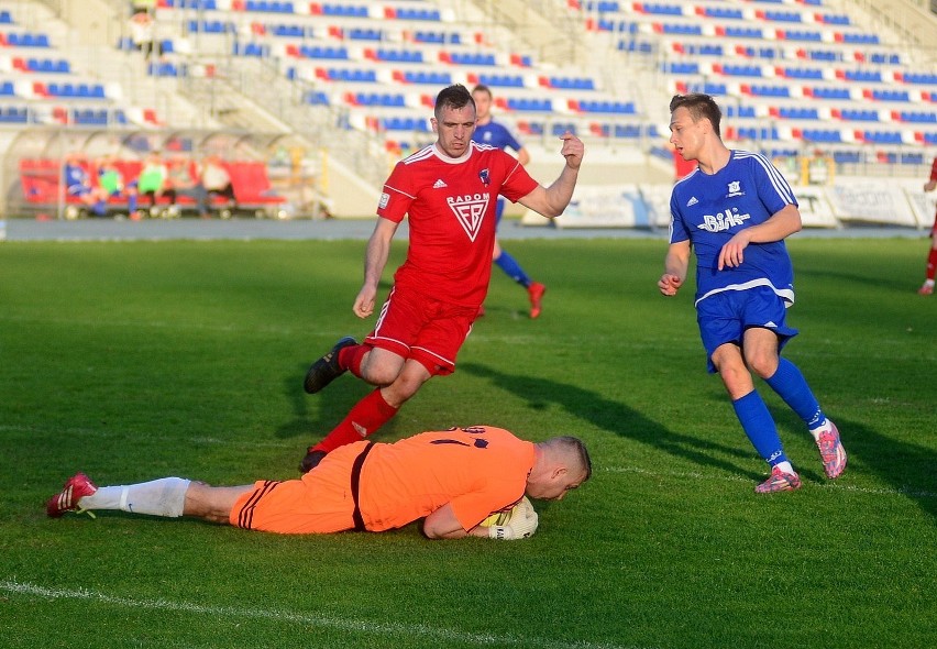 Kamil Czarnecki zdobył trzy gole dla Broni