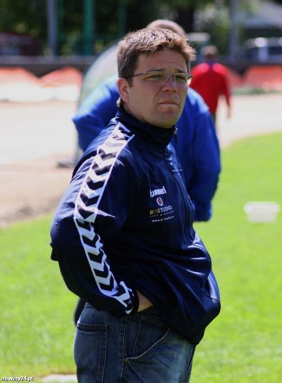 Marcin Wołowiec oprócz prowadzenia jeden z grup młodzieżowych Stali Rzeszów jest trenerem IV-ligowego Strumyka Malawa.