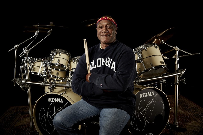 Billy Cobham może pochwalić się bardzo obszerną dyskografią,...