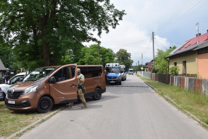 Jacek Jaworek jest poszukiwany listem gończym za zabójstwo...