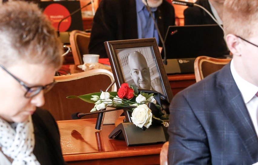 Rada Miasta Gdańska wspomina zmarłego radnego Dawida Krupeja. "Będziemy Cię długo i dobrze pamiętali"