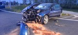 Wypadek na obwodnicy Karlina. Audi zderzyło się z BMW [ZDJĘCIA]