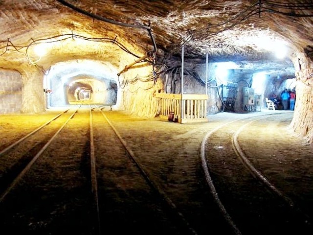 Jeden z korytarzy kopalni - fragment podziemnej trasy turystycznej