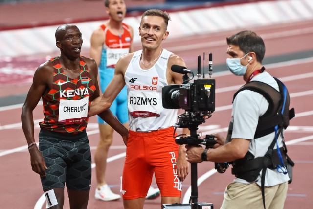 Michał Rozmys w finale 1500 m.