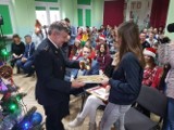 Starachowice. Strażacy i prezydent uhonorowali nastoletnią bohaterkę Natalię Lucińską