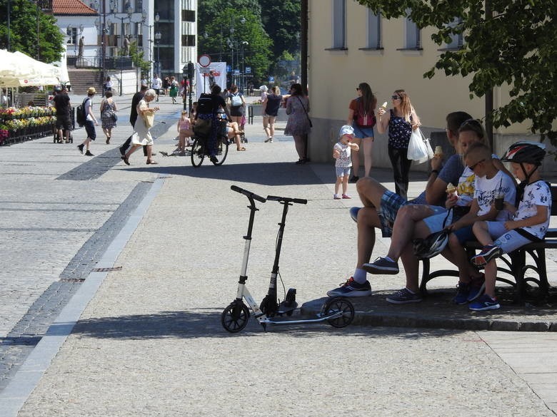 Upały w Polsce. Ostrzeżenie IMGW. Wysokie temperatury także...