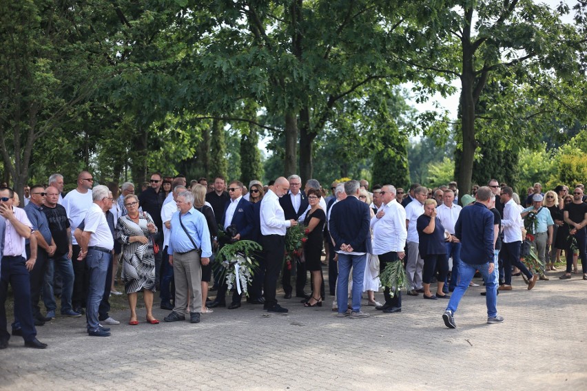 Ostatnie pożegnanie Mariana Nickela. Spoczął na cmentarzu w...