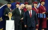Gianni Infantino nabrał wody w usta na temat Rosji i Władimira Putina. FIFA zawiesiła za to... Kenię i Zimbabwe