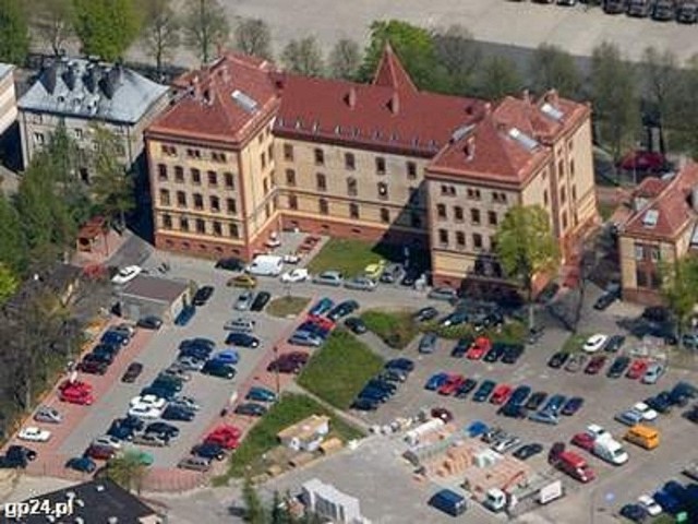 Blisko sto osób będzie mogło od października studiować turystykę i rekreację na studiach dziennych w Wyższej Hanzeatyckiej Szkole Zarządzania w Słupsku.