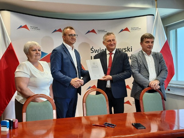 Ponad 5 milionów złotych dla gmin i powiatu na zabezpieczenie wąwozów lessowych. Samorządy zrealizują 15 zadań.