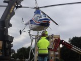 Słynny świdnicki helikopter w poniedziałek wrócił na rondo przy al. Lotników Polskich. Zobacz zdjęcia 