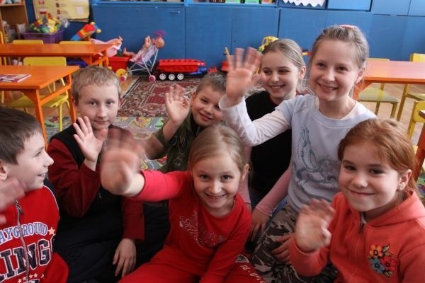 Hura! &#8211; cieszyły się dzieci ze szkoły w podbiałostockich Sochoniach na wiadomość, że trafią do nich 4 tysiące złotych. Teraz tylko trzeba będzie podjąć decyzję, na co przeznaczyć te pieniądze.