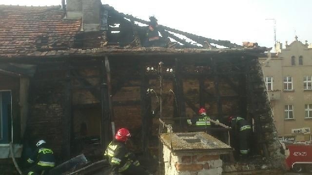 Pożar kamienicy w Chełmnie. Mieszkańcy ewakuowani