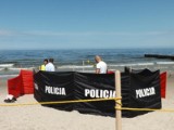 Zwłoki mężczyzny na plaży w Kołobrzegu. To poszukiwany 25-latek, który zaginął po Sunrise 