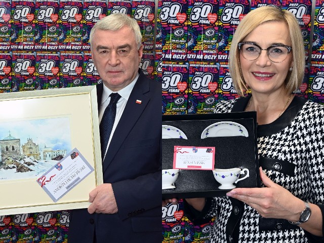 Do akcji pomocy włączyły się władze województwa świętokrzyskiego - prezenty na licytacje podarowali marszałek Andrzej Bętkowski i wicemarszałek Renata Janik.
