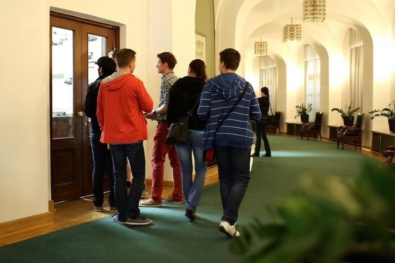 Zwiedzanie Sejmu cieszy się wielkim zainteresowaniem