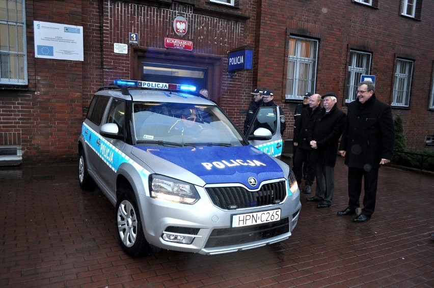 Nowy radiowóz dla miasteckiej policji (zdjęcia)