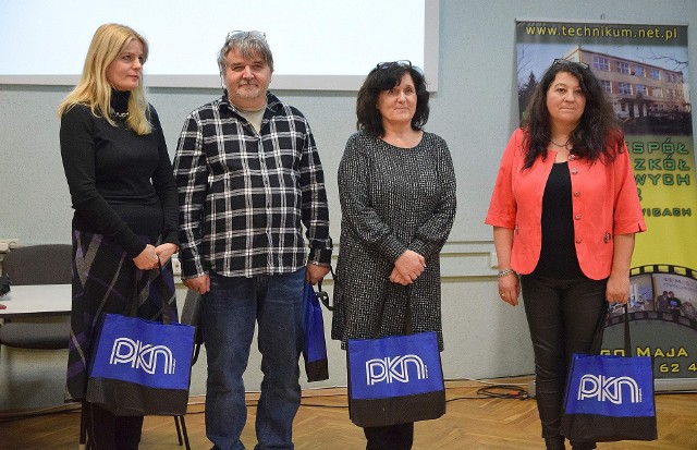Nauczyciele przygotowujący uczniów do IV Wojewódzkiego Konkursu Wiedzy Normalizacyjnej