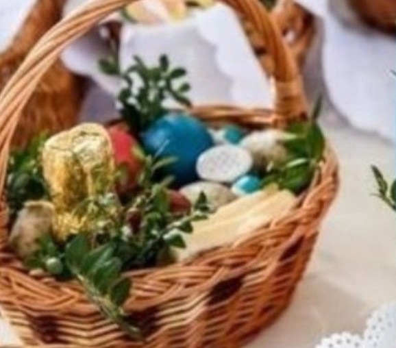 Nowoczesne potrawy wielkanocne - przepisy. Jak zaskoczyć gości na Wielkanoc? Co niezwykłego położyć na wielkanocny słół? 
