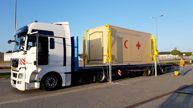 Firma ze Śmigla przekazała mobilne ambulatorium dla szpitala zakaźnego w Poznaniu