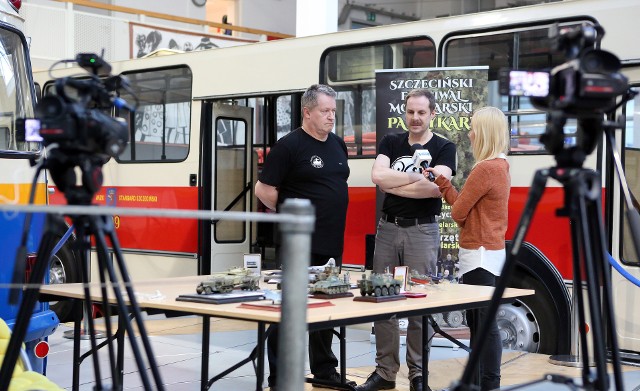 Szczeciński Paprykarz Modelarski cyklicznie organizuje wystawy swoich modeli podczas festiwalu w Muzeum Techniki i Komunikacji w Szczecinie