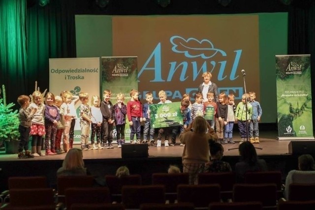 W 2021 roku już po raz 19. zorganizowana została przez Anwil SA akcja pod hasłem "Drzewko za butelkę", w której udział mogli wziąć młodzi mieszkańcy Włocławka i okolicznych gmin.