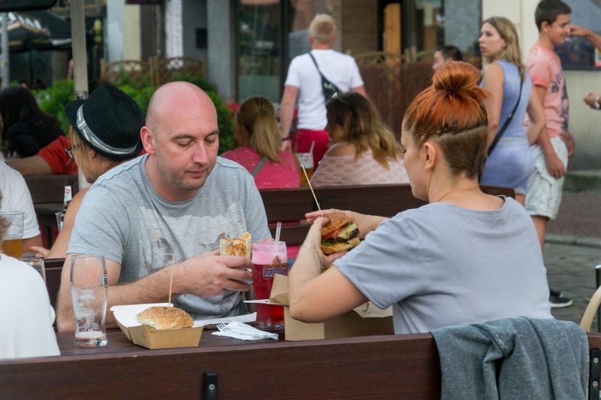 II zlot food trucków na rynku w Mysłowicach