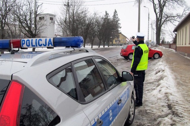 Policjanci kontrolowali kierowców.