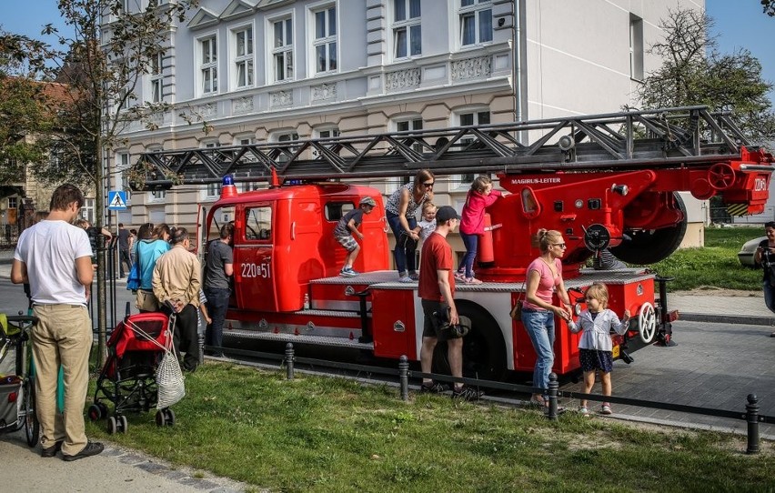 Dolne Miasto. Zabawa w Stylu Retro [ZDJĘCIA]