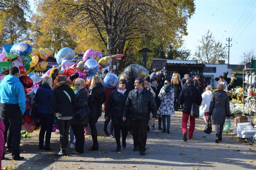 Tradycja miesza się z jarmarkiem