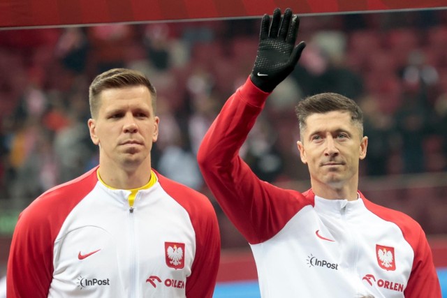 Wojciech Szczęsny i Robert Lewandowski przed meczem z Czechami