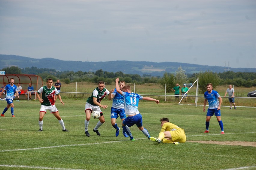 4 liga podkarpacka. Remisem 2:2 zakończył się mecz pomiędzy Partyzantem Targowiska i Wisłokiem Wiśniowa [RELACJA, ZDJĘCIA]