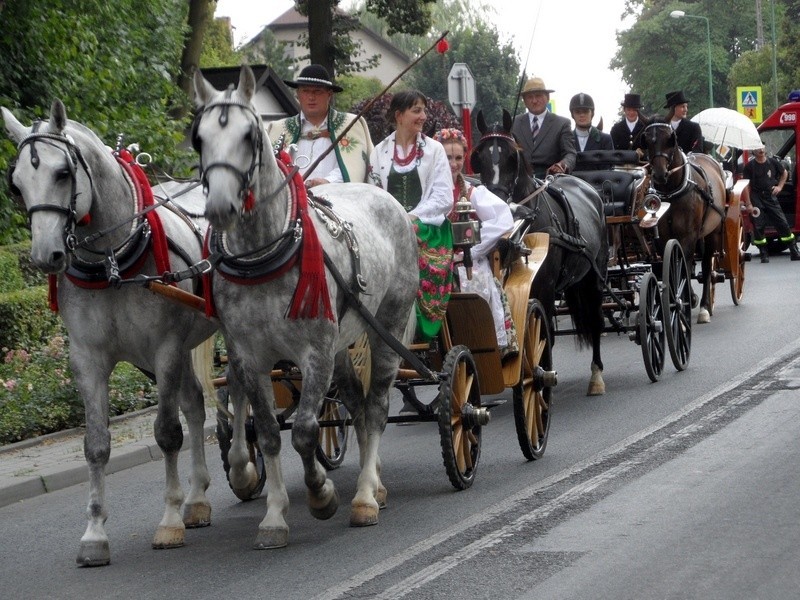 Przepiękne konie, piękne stroje i sportowa rywalizacja, a...