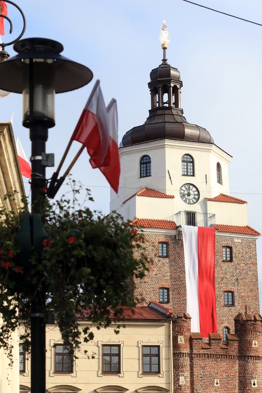 Święto Niepodległości w Lublinie. Główne uroczystości odbyły się na pl. Zamkowym (ZDJĘCIA)