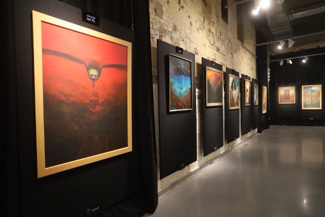 Beksiński na Śląsku - wystawa w Tichauer Art Gallery w TychachZobacz kolejne zdjęcia. Przesuwaj zdjęcia w prawo - naciśnij strzałkę lub przycisk NASTĘPNE